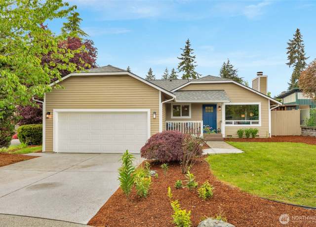 Property at 20702 29th Pl W, Lynnwood, WA 98036, 3 beds, 2 baths