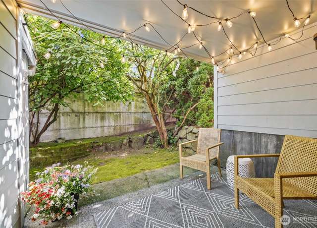 Property at 9522 1st Ave NE Unit B6, Seattle, WA 98115, 2 beds, 1.5 baths