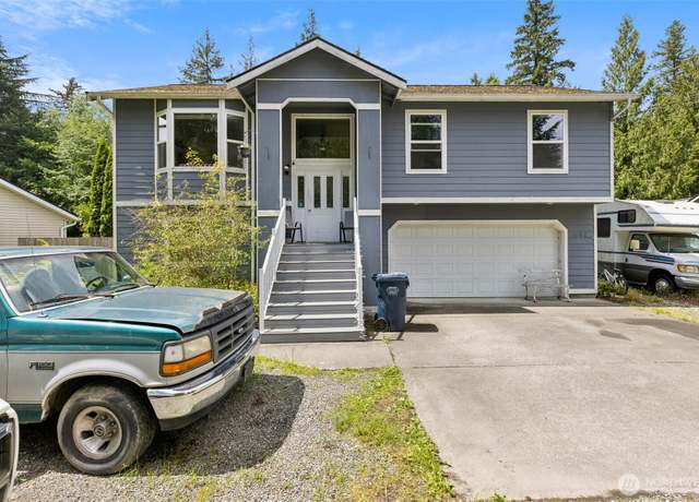 Property at 642 Sprague Valley Dr, Maple Falls, WA 98266, 4 beds, 3 baths