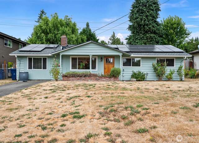 Property at 1423 212th Pl SW, Lynnwood, WA 98036, 3 beds, 2 baths