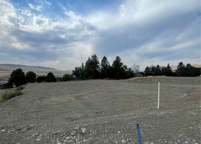 Property at 14 Parks Dr, Okanogan, WA 98840