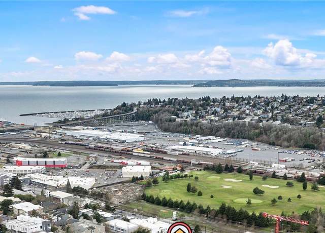 Property at 2625 13th Ave W #302, Seattle, WA 98119, 1 bed, 1 bath