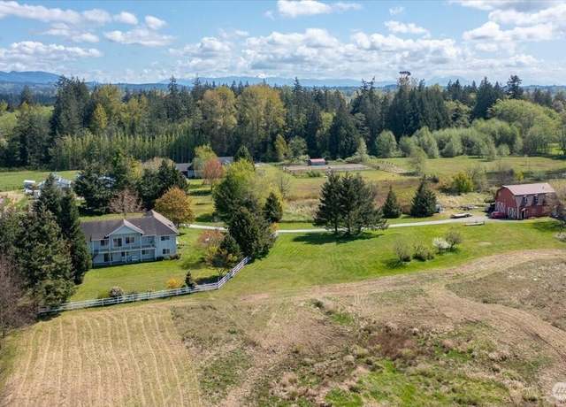 Property at 30729 76th Ave NW, Stanwood, WA 98292, 2 beds, 3 baths