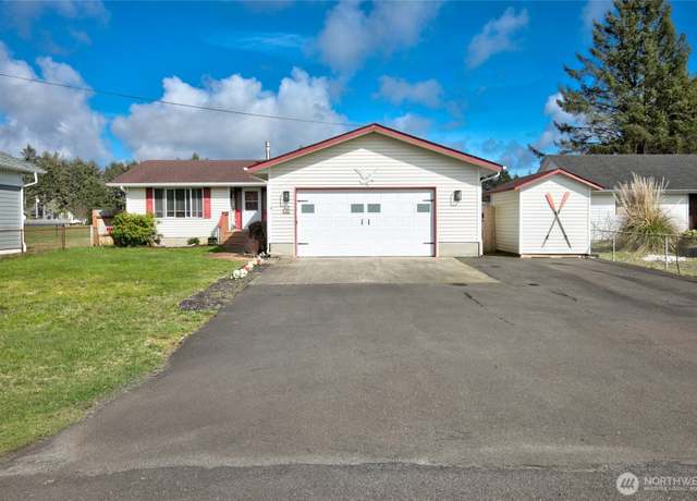 Property at 192 Canal Dr NE, Ocean Shores, WA 98569, 3 beds, 2 baths