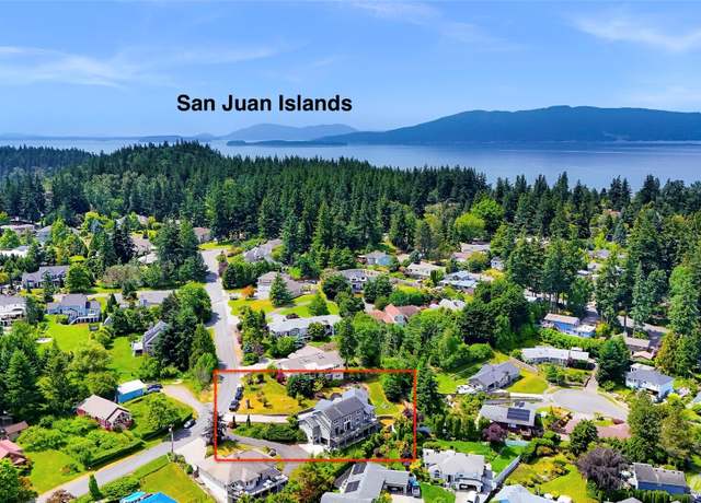 Property at 1301 Broad St, Bellingham, WA 98229, 4 beds, 4.5 baths