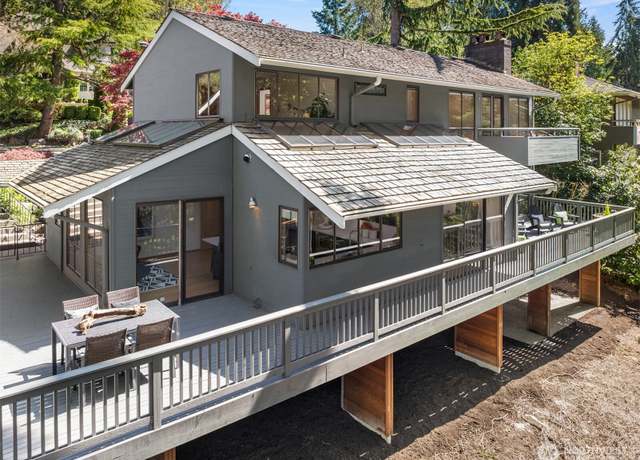 Property at 6160 W Mercer Way, Mercer Island, WA 98040, 4 beds, 3.5 baths