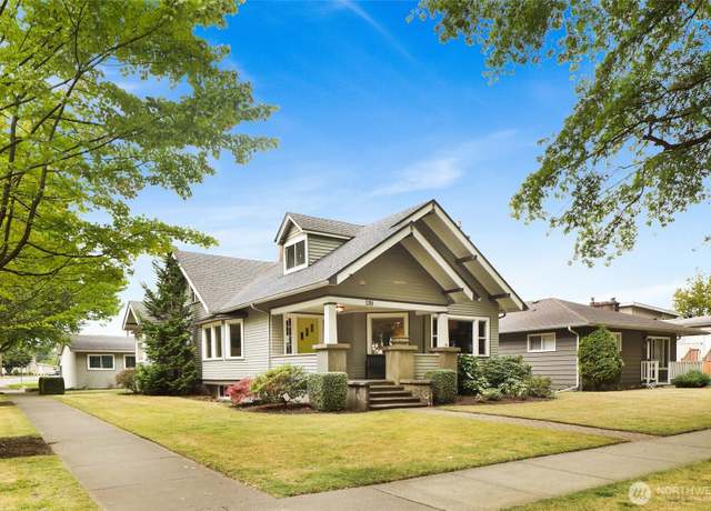 Property at 1218 Front St, Lynden, WA 98264, 5 beds, 2 baths