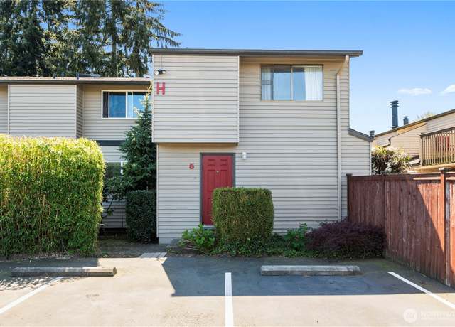 Property at 120 124th St SW Unit H5, Everett, WA 98204, 2 beds, 1.5 baths
