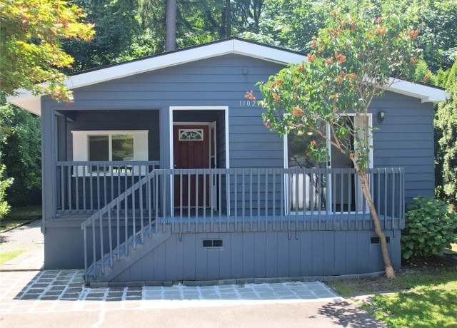 Property at 11029 SE 227th Pl, Kent, WA 98031, 3 beds, 2 baths
