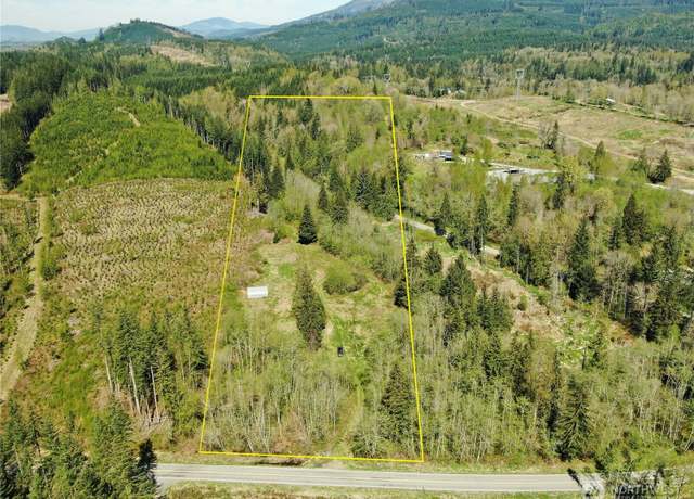 Property at 22402 Granstrom Rd, Mount Vernon, WA 98274