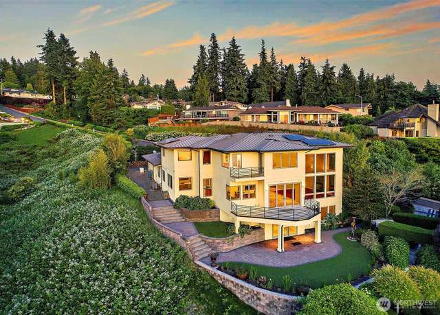 Property at 7212 164th St SW, Edmonds, WA 98026, 3 beds, 3.5 baths