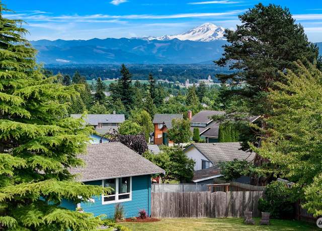 Property at 6002 Ridgeview Pl, Ferndale, WA 98248, 3 beds, 2 baths