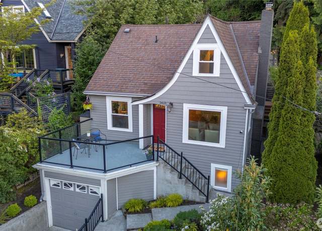Property at 2423 Everett Ave E, Seattle, WA 98102, 4 beds, 2.5 baths