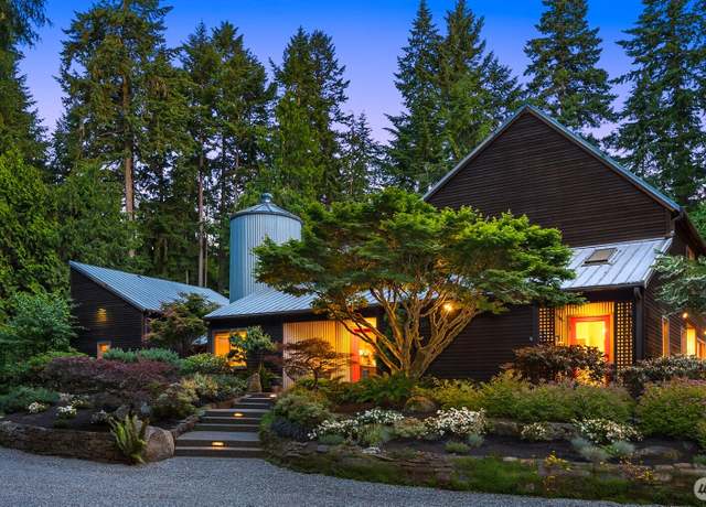 Property at 9000 NE Hidden Cove Rd, Bainbridge Island, WA 98110, 3 beds, 2.5 baths