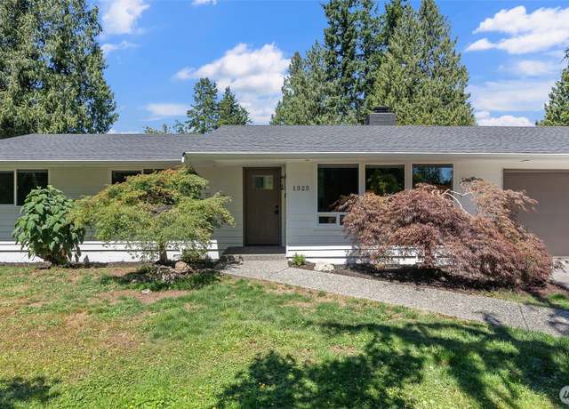 Property at 1325 123rd Pl SE, Everett, WA 98208, 3 beds, 2.5 baths