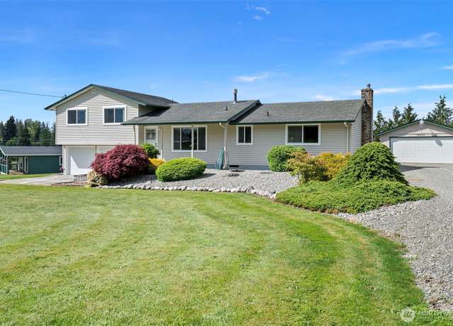 Property at 30610 87th Avenue Ct E, Eatonville, WA 98328, 6 beds, 4 baths