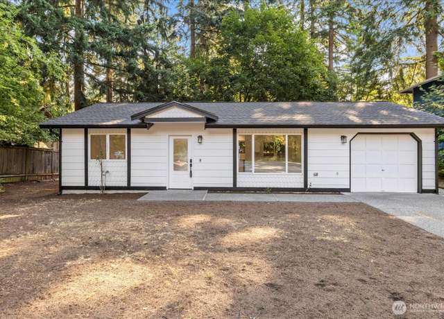 Property at 7921 Blakely Ave, Clinton, WA 98236, 2 beds, 1 bath