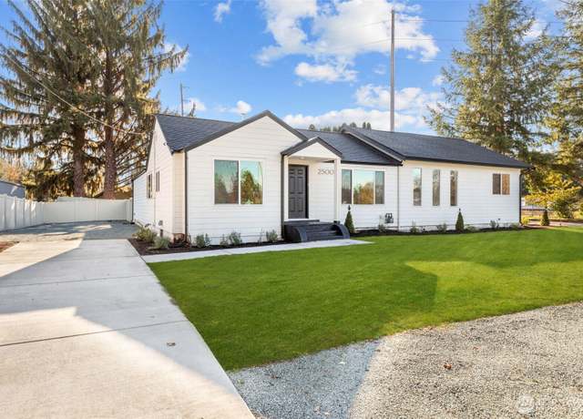 Property at 25002 Minkler Rd, Sedro Woolley, WA 98284, 3 beds, 2 baths