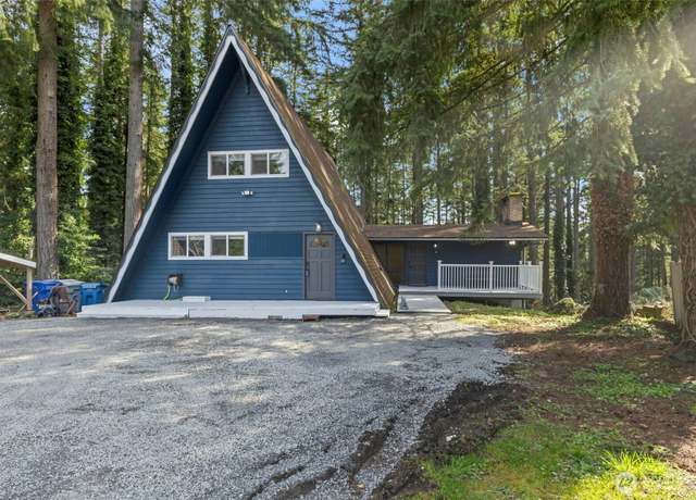 Property at 17815 SE 144th St, Renton, WA 98059, 4 beds, 2 baths