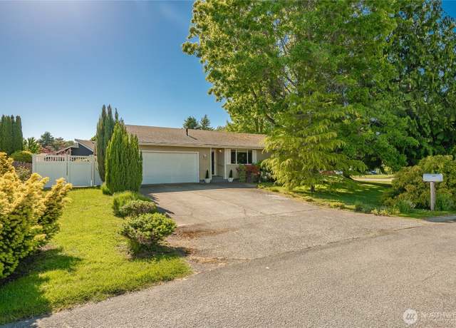Property at 8459 Catalina Ct, Blaine, WA 98230, 3 beds, 2 baths