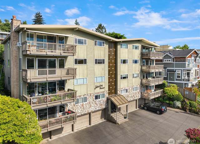 Property at 2552 14th Ave W #301, Seattle, WA 98119, 2 beds, 1 bath