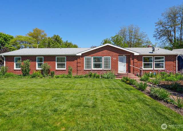 Property at 201 S Cherry St, Dayton, WA 99328, 3 beds, 2 baths