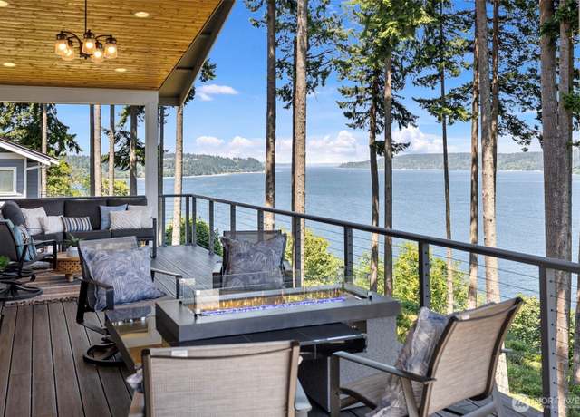 Property at 801 139th Street Ct NW, Gig Harbor, WA 98332, 4 beds, 3 baths