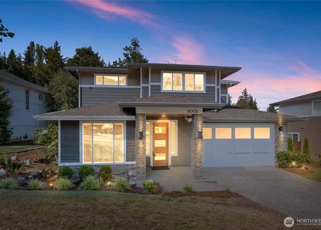 Property at 8009 E Commons Ct, Port Orchard, WA 98366, 3 beds, 2.5 baths