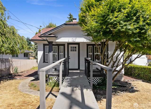 Property at 1733 S Proctor St, Tacoma, WA 98405, 2 beds, 1 bath