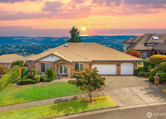 Property at 4210 Crystal Lane Loop SE, Puyallup, WA 98372, 4 beds, 3.5 baths