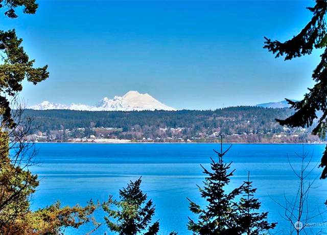 Property at 884 E Seabluff Ter, Coupeville, WA 98239