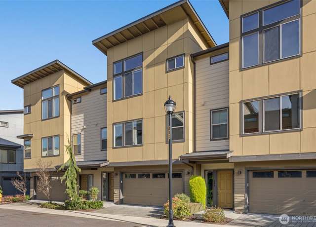 Property at 308 Chelan Ave NE, Renton, WA 98059, 2 beds, 2.5 baths
