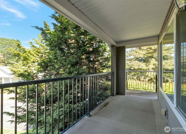 Property at 2198 Palisade Blvd Unit C2, Dupont, WA 98372, 2 beds, 2 baths
