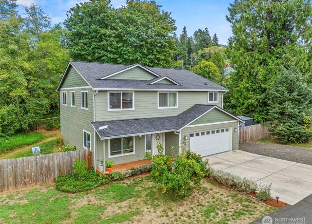 Property at 26 Marina Dr, Cathlamet, WA 98612, 4 beds, 2.5 baths
