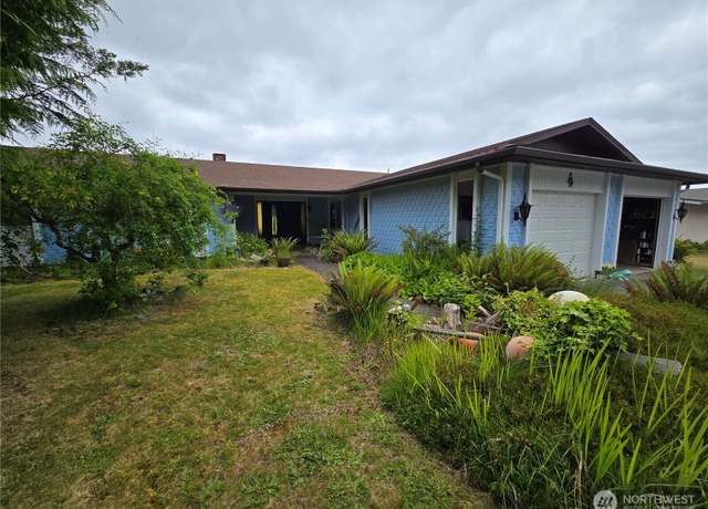 Property at 290 Vista Dr, Sekiu, WA 98381, 3 beds, 2.5 baths