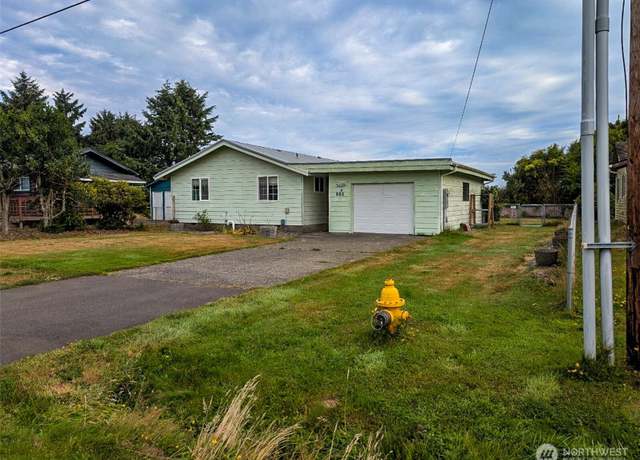 Property at 574 Ensign Ave NW, Ocean Shores, WA 98569, 2 beds, 1 bath