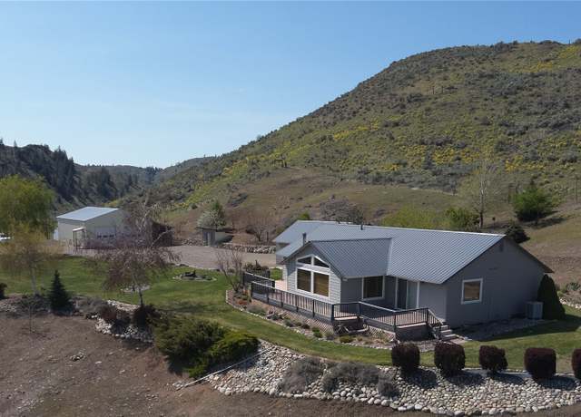 Property at 1811 Pine Creek Rd, Tonasket, WA 98855, 3 beds, 2 baths
