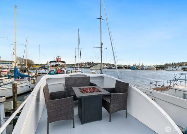Property at 4733 Shilshole Ave NW Unit D-11, Seattle, WA 98107, 1 bed, 1 bath