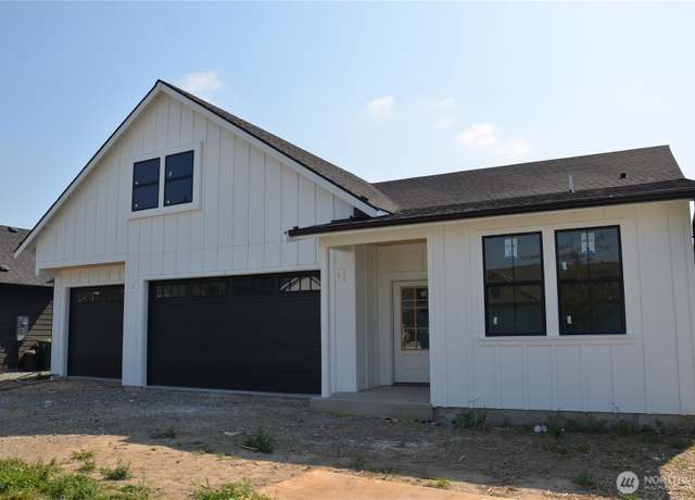 Property at 623 Bucko Ave, Sedro Woolley, WA 98284, 3 beds, 2 baths