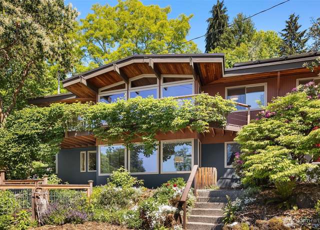 Property at 4000 SW Myrtle St, Seattle, WA 98136, 4 beds, 3 baths