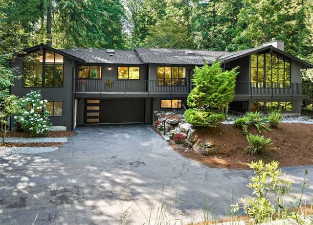 Property at 6423 E Mercer Way, Mercer Island, WA 98040, 5 beds, 3.5 baths
