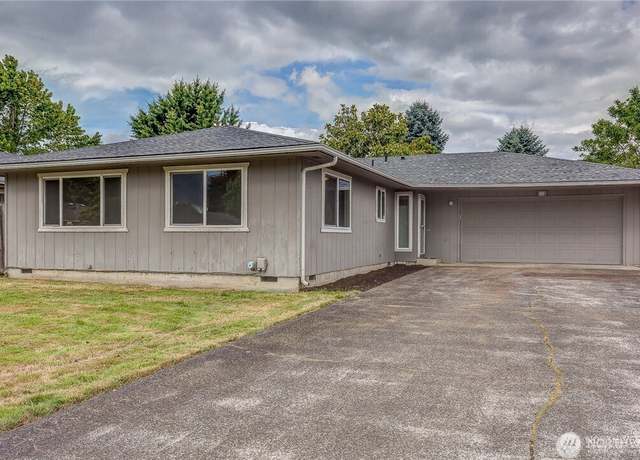Property at 3320 Nebraska St, Longview, WA 98632, 4 beds, 2 baths