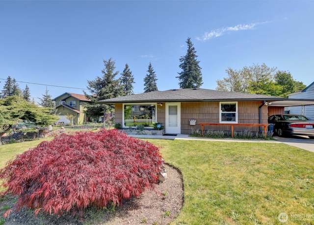 Property at 5711 Lombard Ave, Everett, WA 98203, 2 beds, 2 baths
