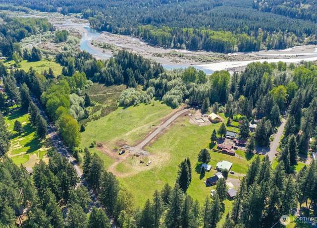 Property at 125 Campfire Ln, Packwood, WA 98361