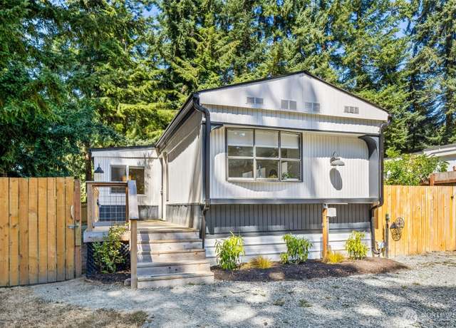 Property at 1527 Roy Rd, Freeland, WA 98249, 2 beds, 1 bath
