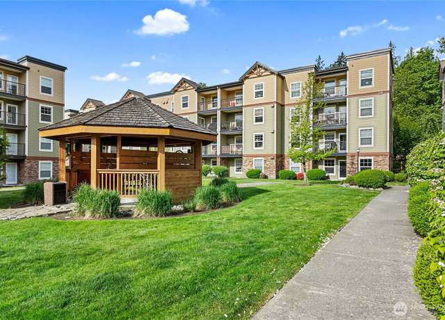 Property at 690 32nd St Unit B201, Bellingham, WA 98225, 1 bed, 1 bath