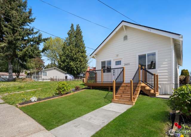 Property at 2615 Harrison Ave, Everett, WA 98201, 2 beds, 2 baths