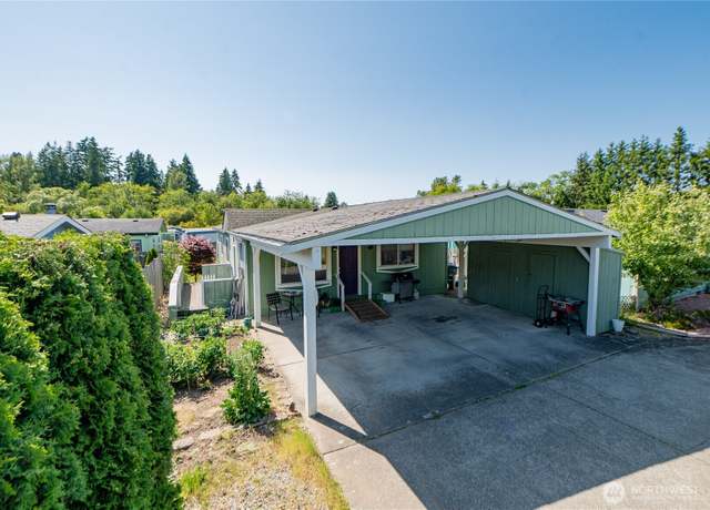 Property at 2015 24th St #102, Bellingham, WA 98225, 3 beds, 2 baths