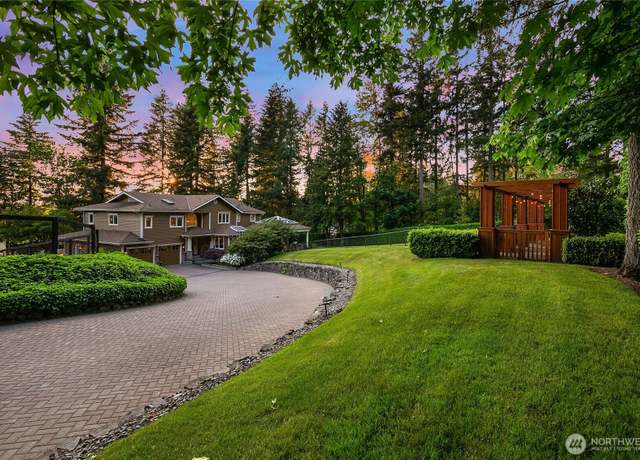 Property at 26848 SE 411th St, Enumclaw, WA 98022, 4 beds, 3.5 baths