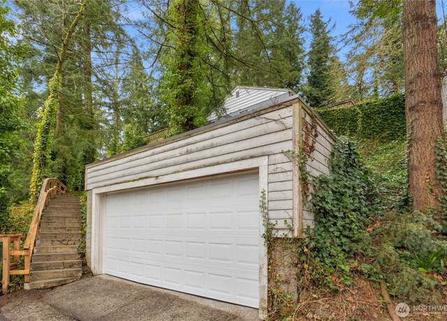 Property at 13909 4th Ave NE, Seattle, WA 98125, 4 beds, 2 baths